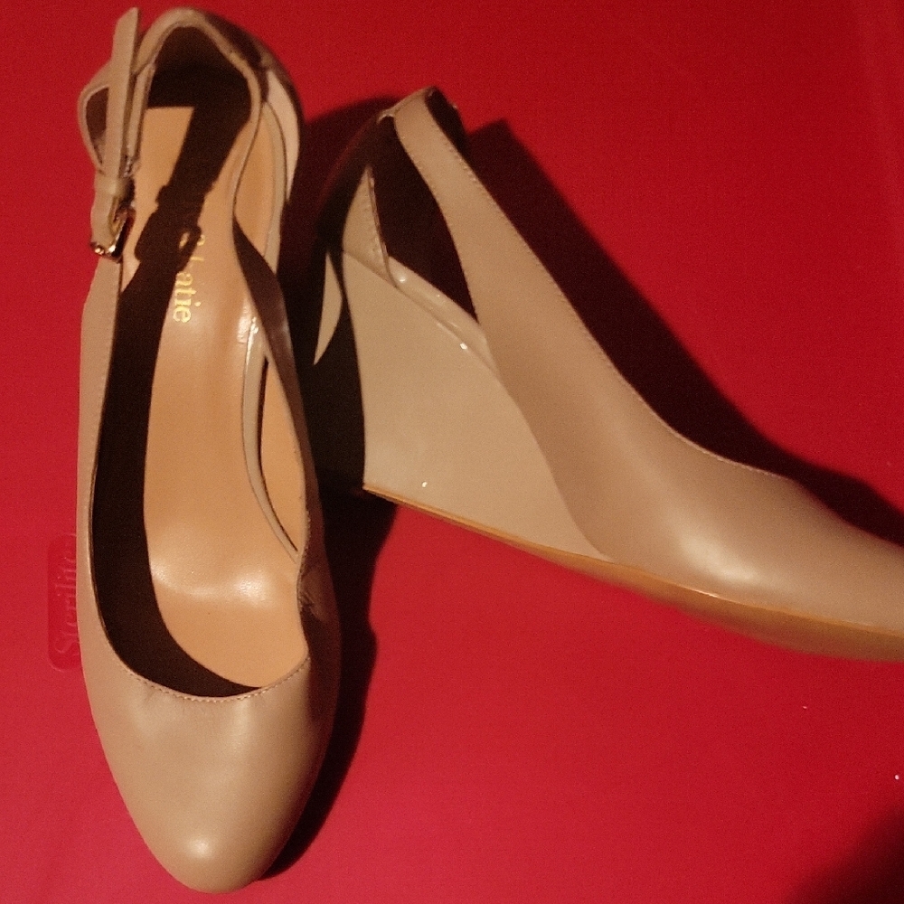 Nude Kelly & Katie Tan Wedge Shoes with Ankle Straps 10M